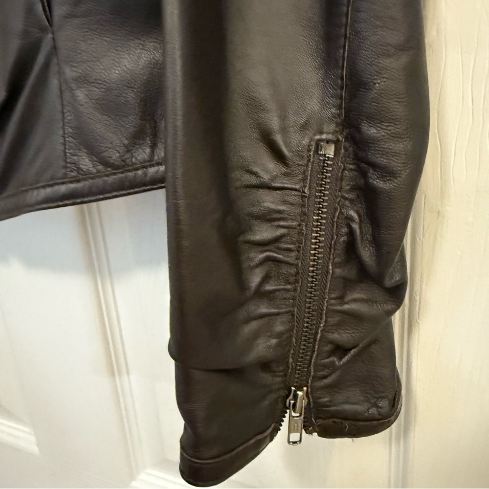 Vintage Like New Black Rivet Ruched Front Leather Jacket - Picture 3 of 7
